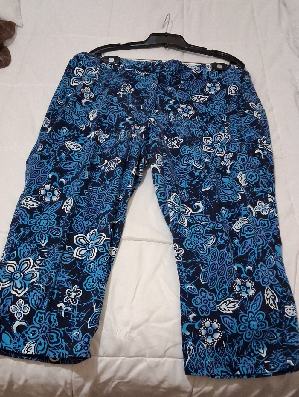 Carolina Blues Capris for Women - Casual Stretch Sz 20 W